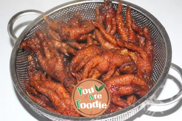 Chicken feet with pepper and tiger skin