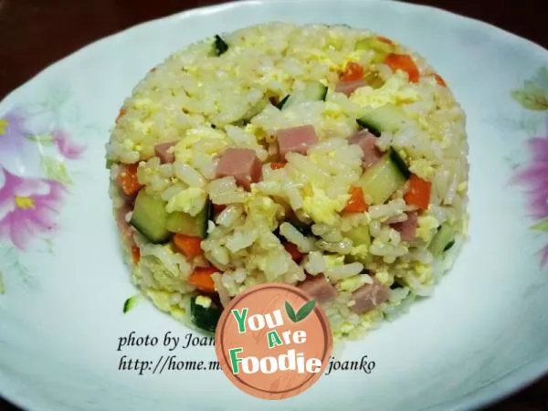 Amazing fried rice with ham and eggs