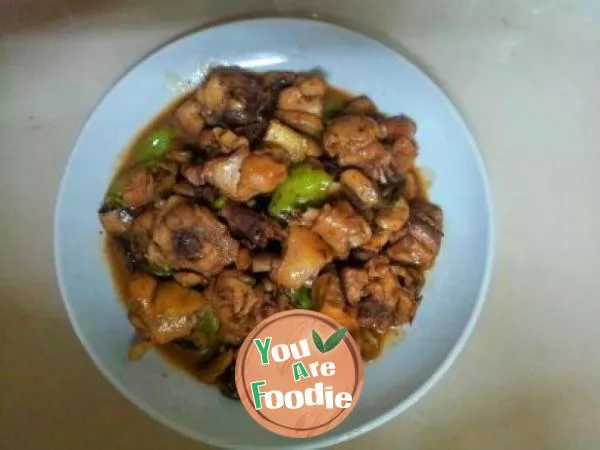 Fried chicken leg with mushroom