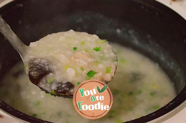 Congee with Minced Pork and Preserved Egg