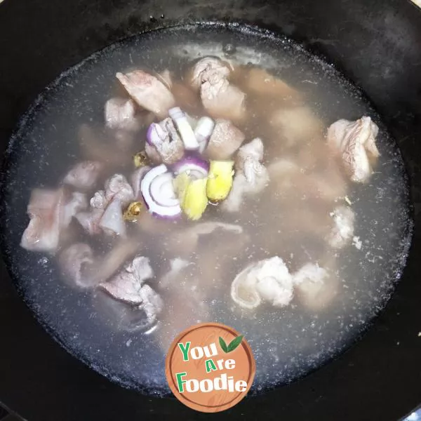 Beef Brisket and Radish Soup