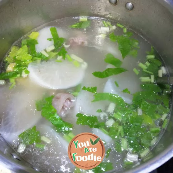 Beef Brisket and Radish Soup