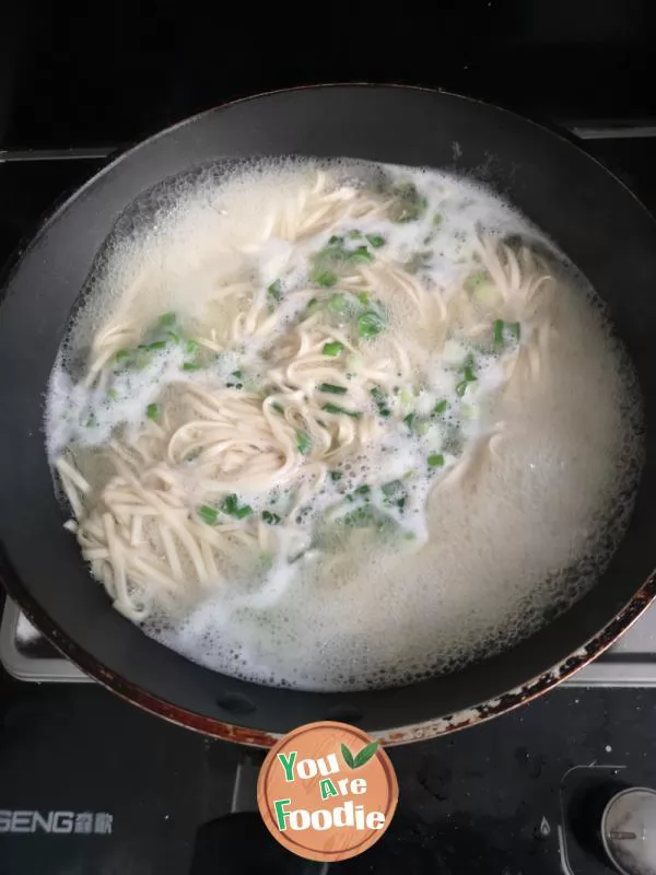 Scallion noodles