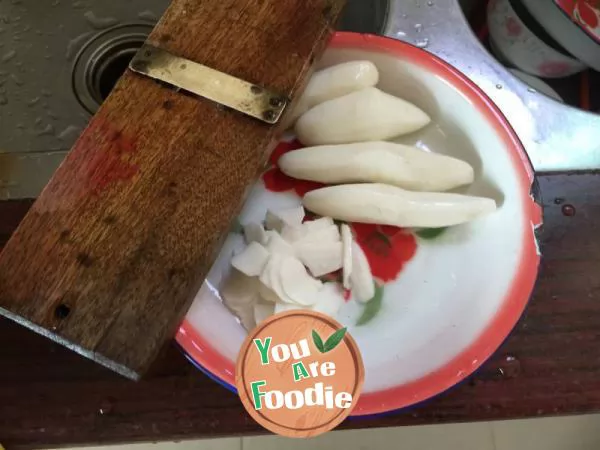 Rice dumplings with ginger, potato and Lily