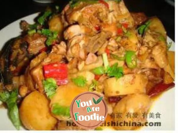 Braised potato with chicken