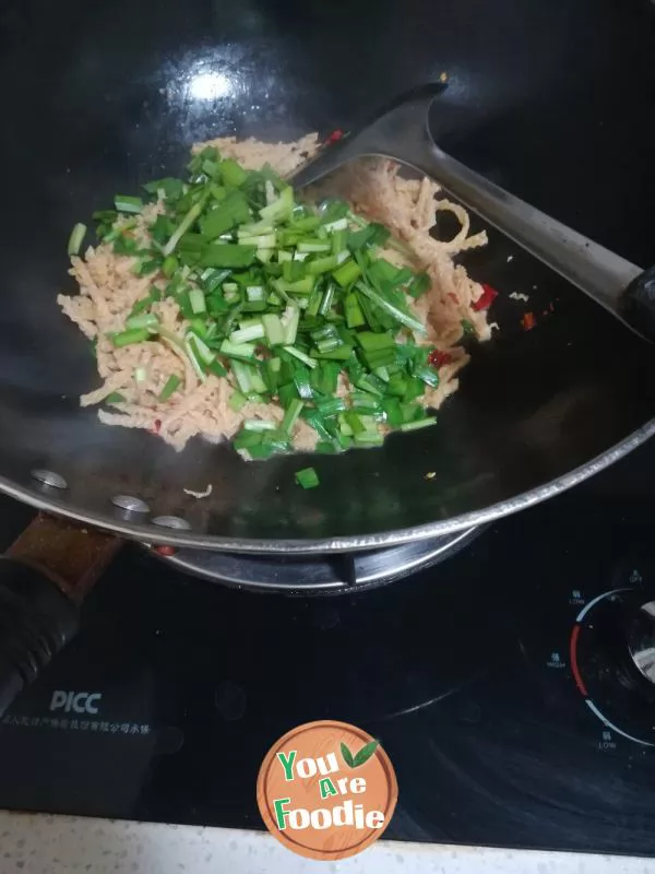 Fried Leek with Shredded Vegetable Tripe