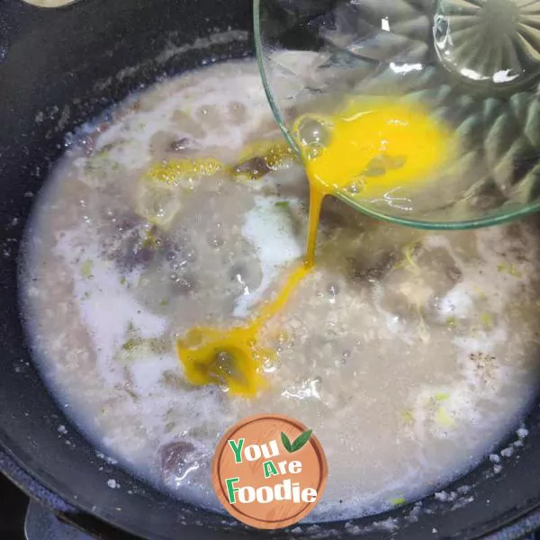 Beef with coriander and oatmeal Congee