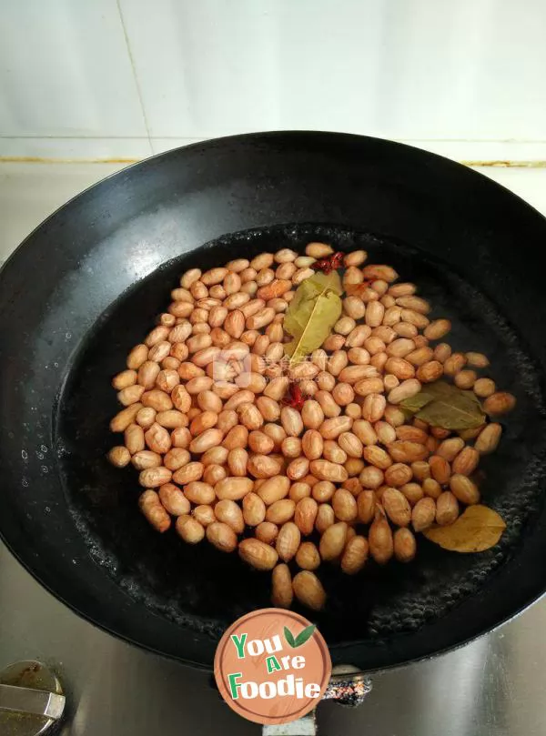 Boiled peanuts