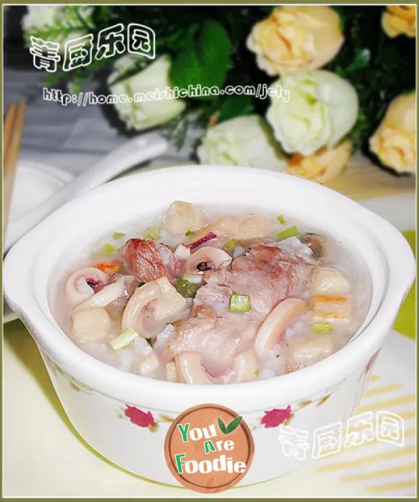 Nourishing-beauty-and-stomach-congee----squid-and-spareribs-congee