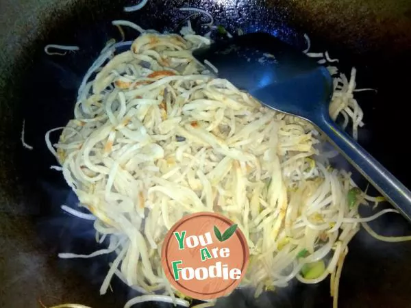 Fried shredded mung bean sprouts