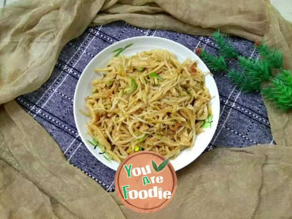 Fried shredded mung bean sprouts