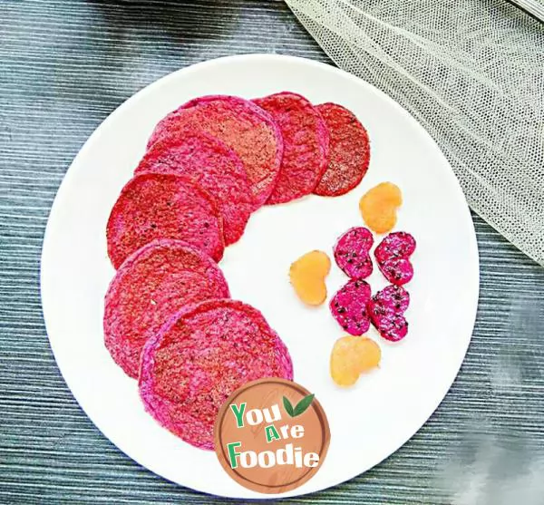 Pitaya egg cake