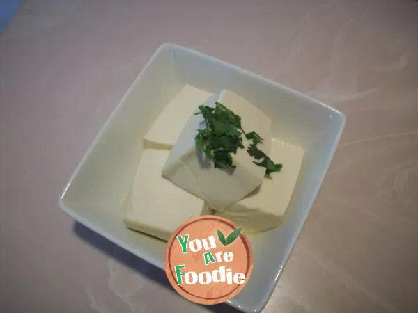 Tender tofu dipped in water