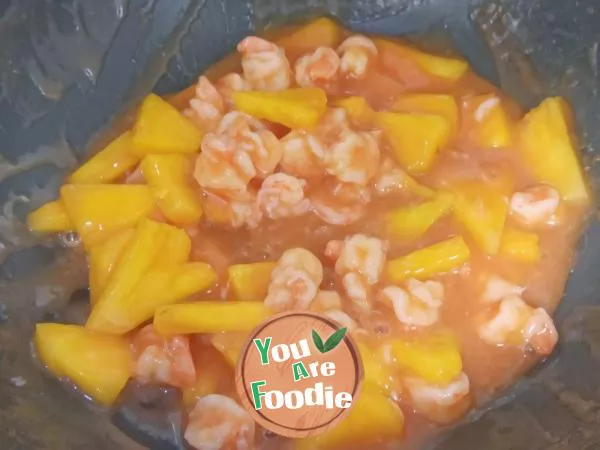 Sauteed Prawn with Pineapple