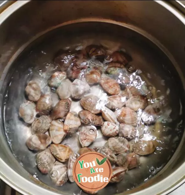 Clam salad
