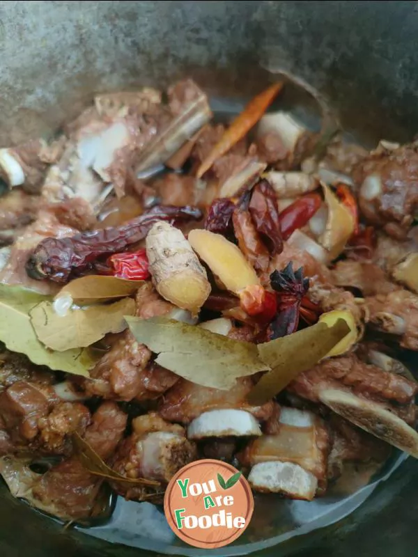 Stewed spareribs in electric pressure cooker