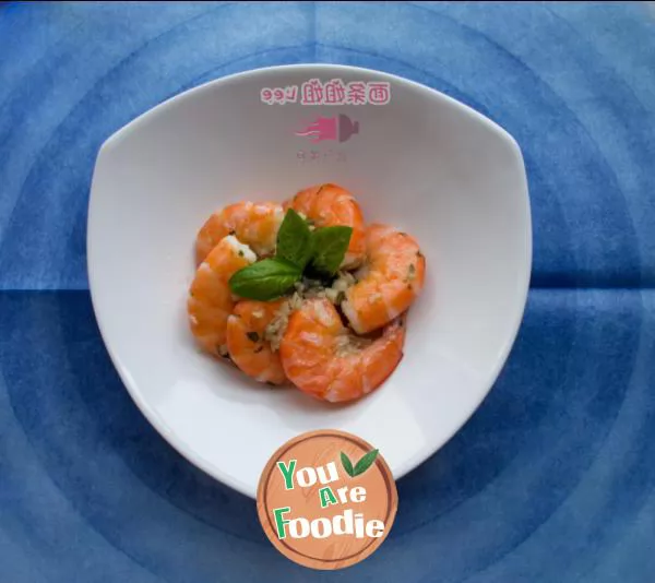 Three-step-quick-cooking-hand-peeled-shrimps-with-minced-garlic-and-garlic-bread