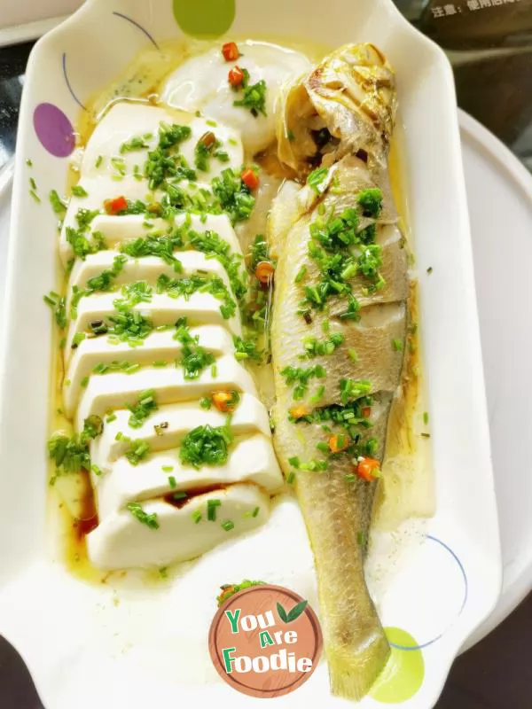 Steamed-Tofu-with-Cucumber-Fish