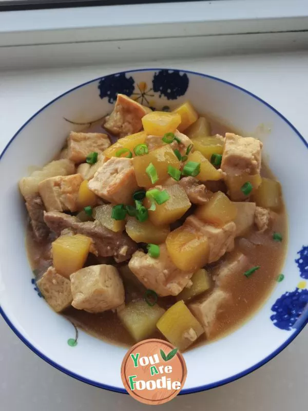 Braised Tofu with Potatoes