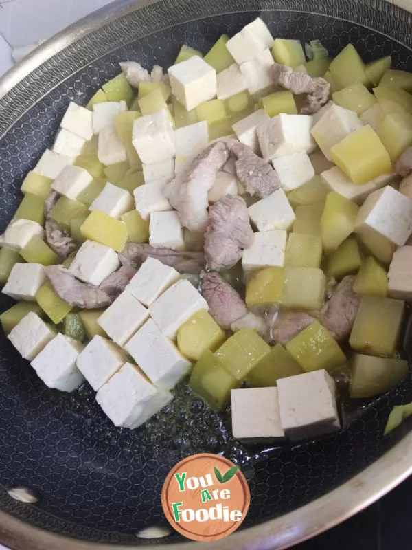 Braised Tofu with Potatoes