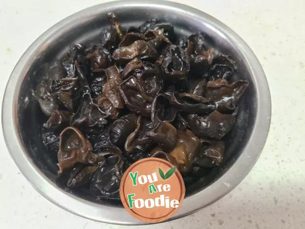 Black Fungus and Red Date Congee