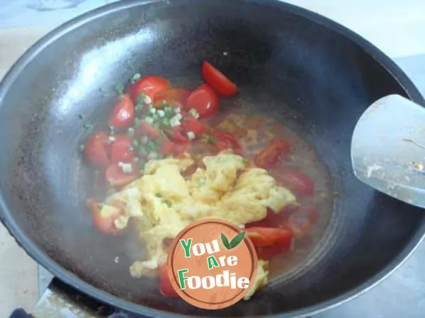 Scrambled Eggs with Tomato