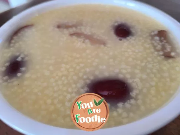 Millet and jujube Congee