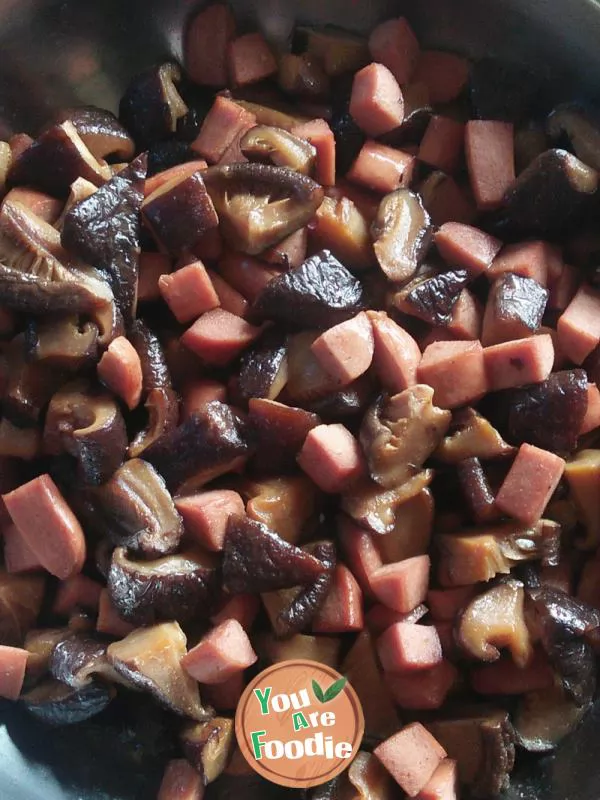 Beef sausage, mushroom and rice dumplings