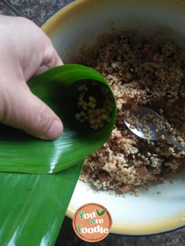 Beef sausage, mushroom and rice dumplings