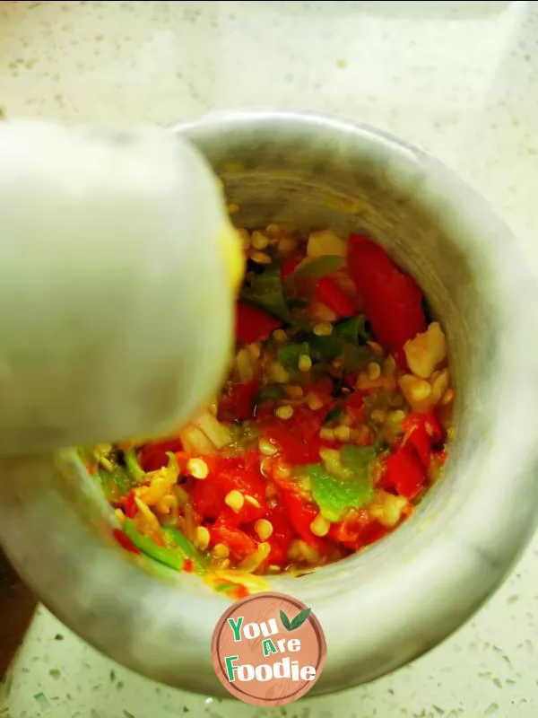 Stir fried cabbage with chili