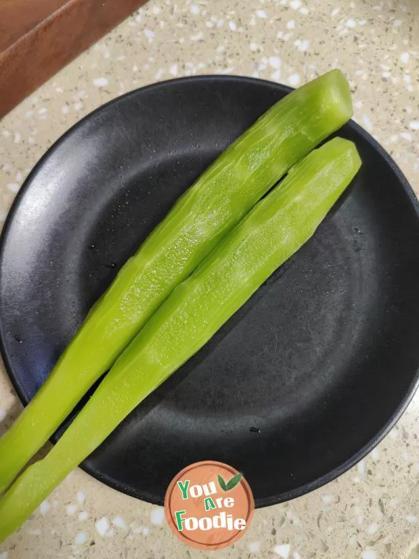 Lettuce fried meat