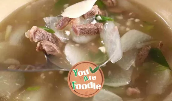 White-radish-beef-soup