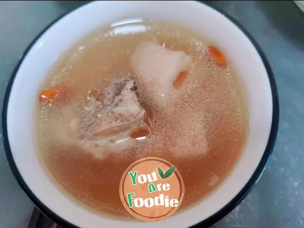 Lotus-root-bone-strengthening-soup