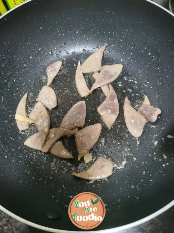 Boiled Wonton Skin with Pork Liver and Vegetables