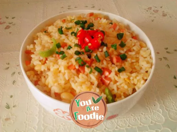 Fried-rice-with-small-sun-eggs