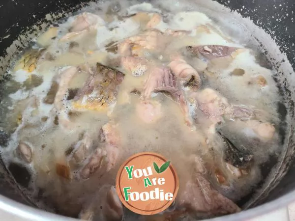 Home style braised carp