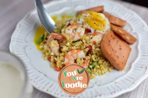 Slap fried rice with chickpea milk