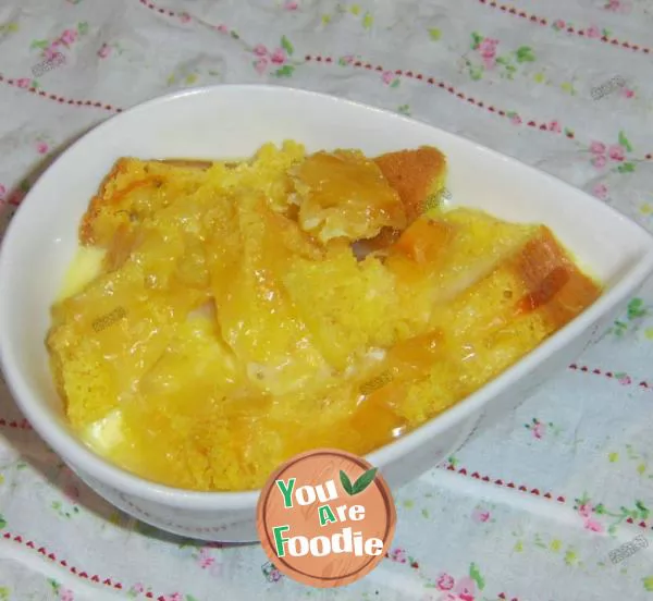 Carrot bread pudding