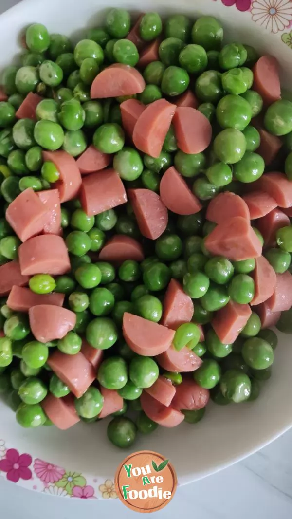 Stir fried ham sausage with green beans