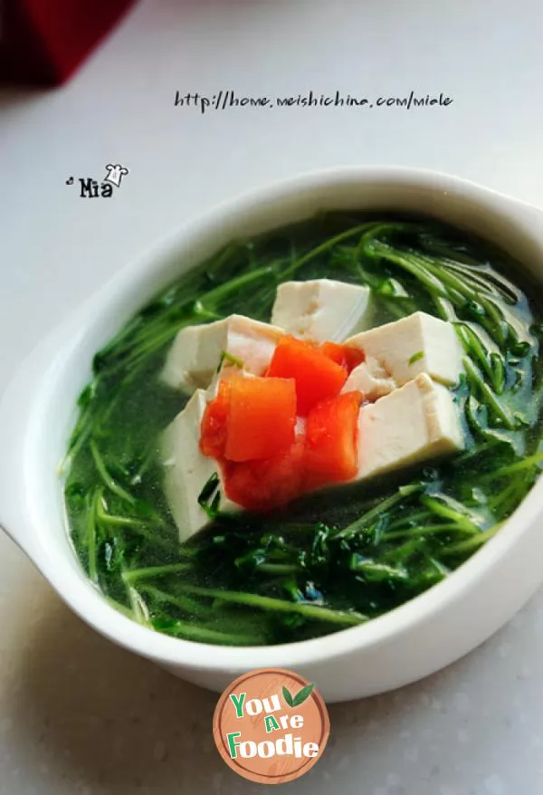 White-jade-soup-with-bean-sprouts