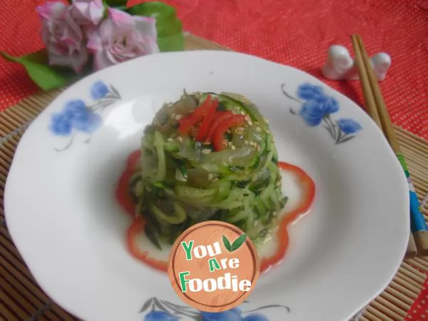 Jelly fish and cucumber salad