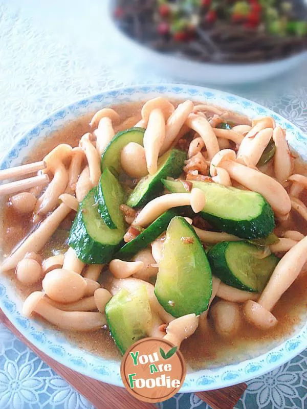 Stir-fried-white-mushroom