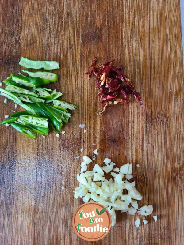 Braised noodles with beans