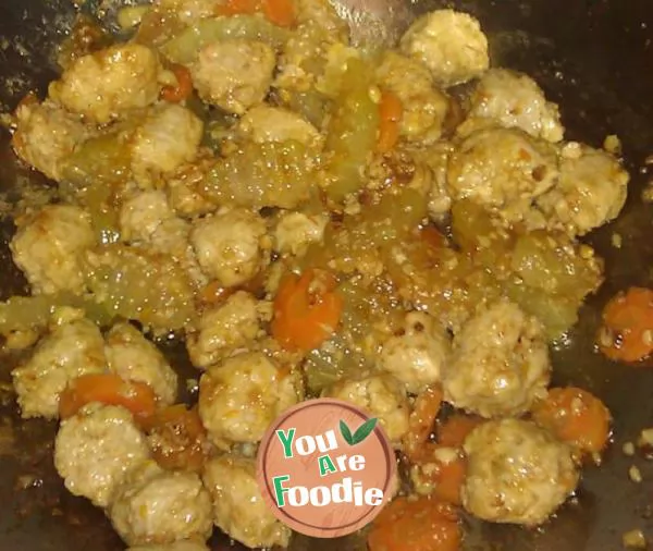 Horseshoe tofu meatballs