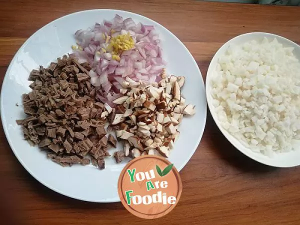 Braised wheat with beef and radish