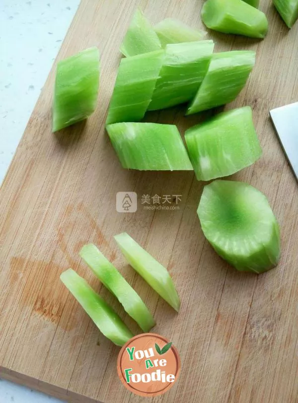 Shrimp with green bamboo shoots