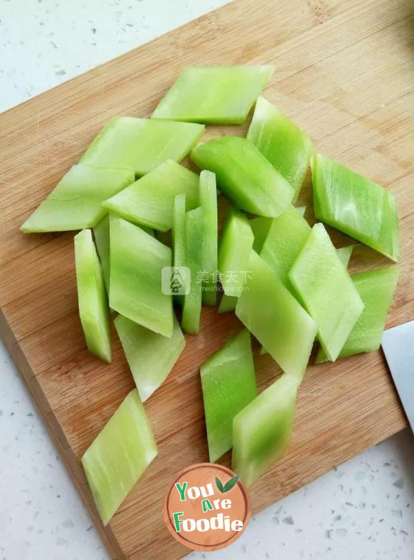 Shrimp with green bamboo shoots