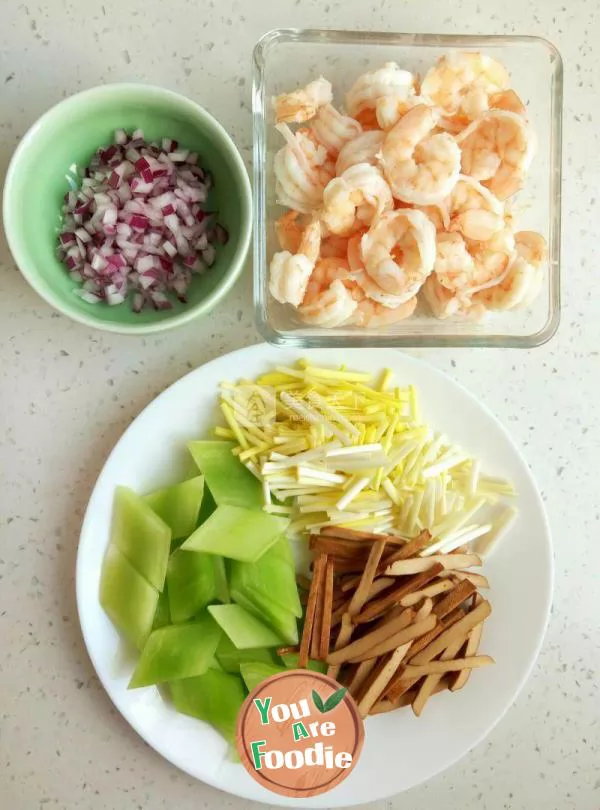 Shrimp with green bamboo shoots