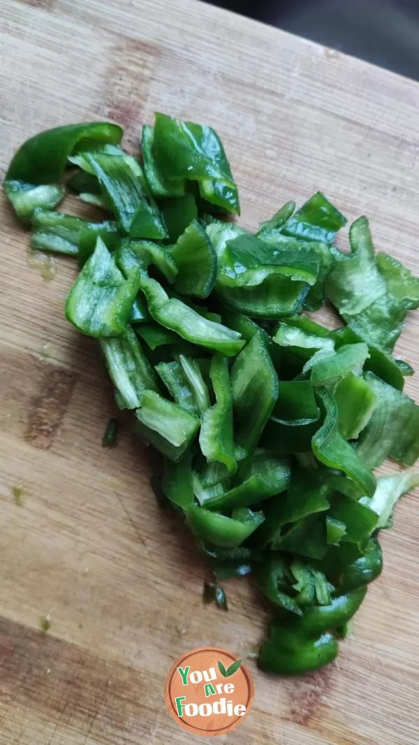 Stir fried green pepper with hairy fish