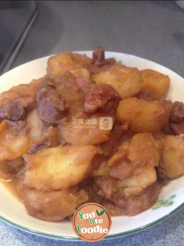 Stewed potato with chicken gizzard